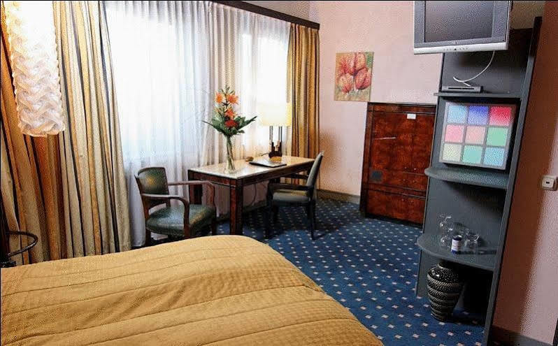 Smarthotel Ingelheim Luaran gambar